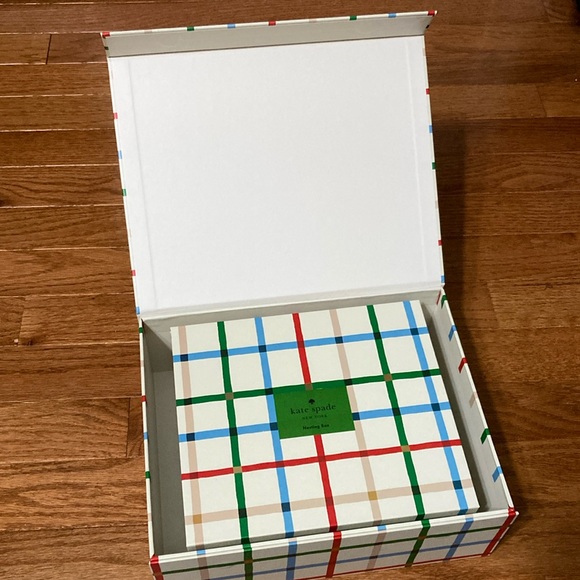 Kate Spade M/L Nesting Storage Boxes (set of 2) - Picture 2 of 10